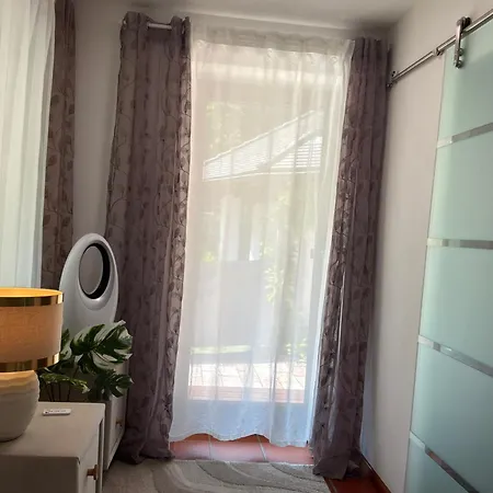 Neue Stilvolle Nr 3 Nur 10 Min Zu Fuss Von Legoland Entfernt 75m2 Eg, Terrasse Mit Waldblick, Wunderschoener Garten, Whirlpool Auf Der Terrasse, Grosses Bad, Ruhige Lage, Erholung, Waldweg15 My Luxury شقة Kleinkötz