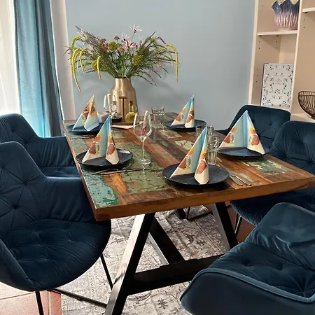 Neue Stilvolle Nr 3 Nur 10 Min Zu Fuss Von Legoland Entfernt 75m2 Eg, Terrasse Mit Waldblick, Wunderschoener Garten, Whirlpool Auf Der Terrasse, Grosses Bad, Ruhige Lage, Erholung, Waldweg15 My Luxury شقة Kleinkötz