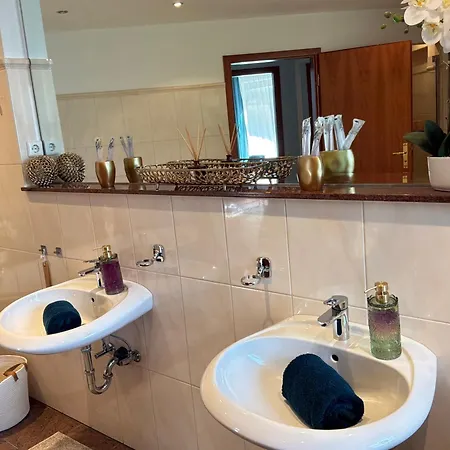 Neue Stilvolle Nr 3 Nur 10 Min Zu Fuss Von Legoland Entfernt 75m2 Eg, Terrasse Mit Waldblick, Wunderschoener Garten, Whirlpool Auf Der Terrasse, Grosses Bad, Ruhige Lage, Erholung, Waldweg15 My Luxury Kleinkötz