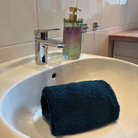 شقة Neue Stilvolle Nr 3 Nur 10 Min Zu Fuss Von Legoland Entfernt 75m2 Eg, Terrasse Mit Waldblick, Wunderschoener Garten, Whirlpool Auf Der Terrasse, Grosses Bad, Ruhige Lage, Erholung, Waldweg15 My Luxury